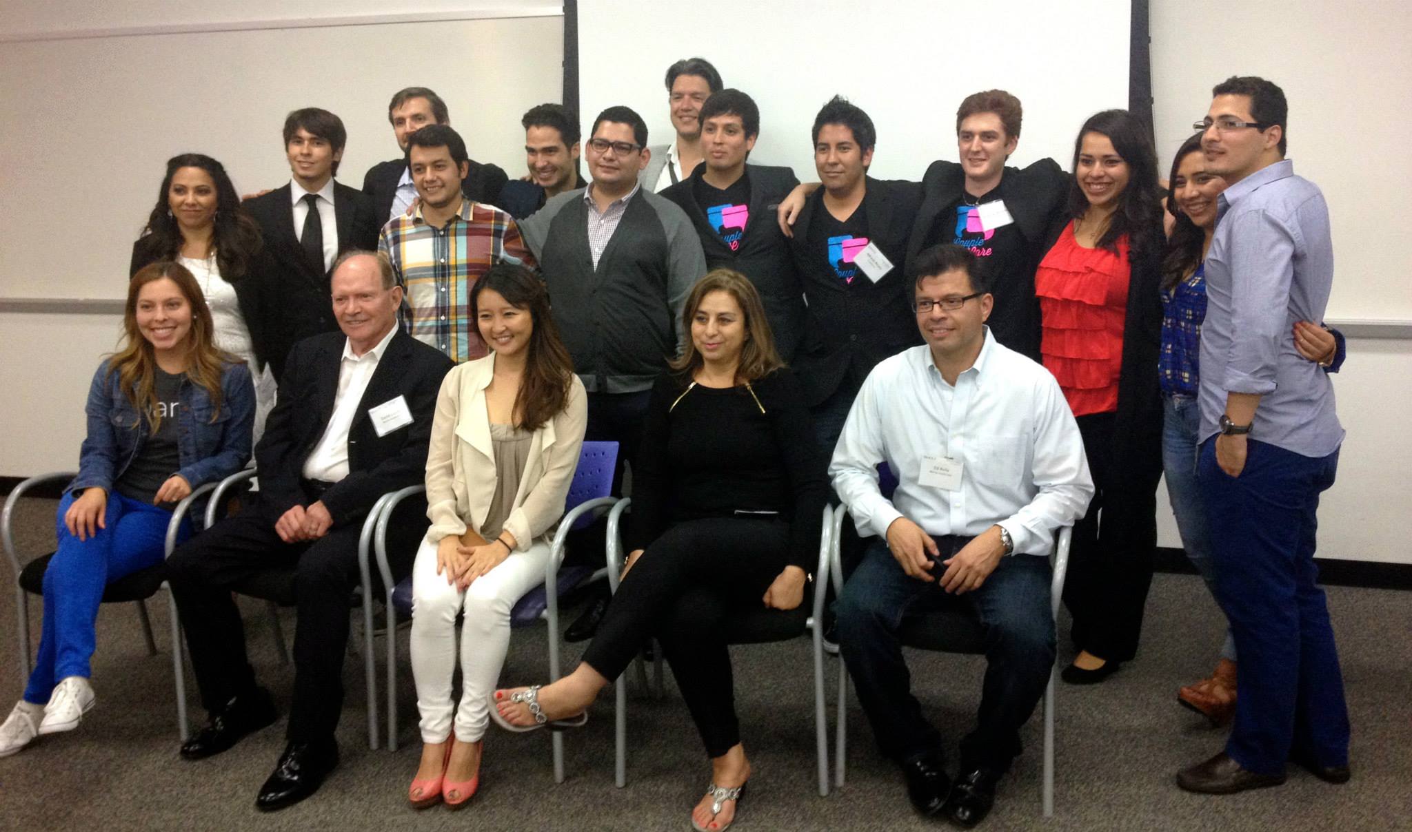 Manos Accelerator 2nd Cohort demoday at Yahoo photo album